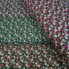 Kibar Çiçekler Divitin Pazen Kumaş