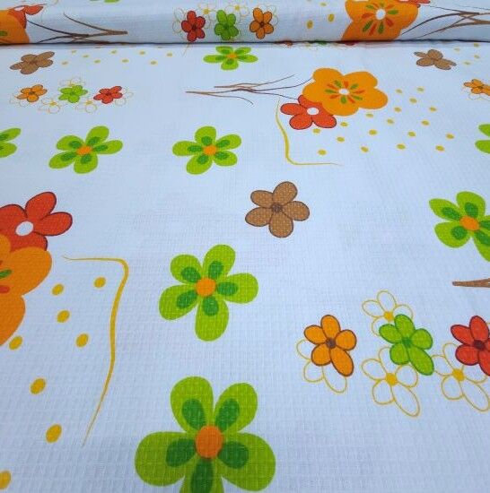 Turuncu Çiçekler Pike Kumaş