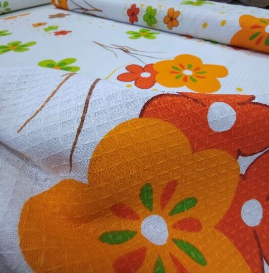 Turuncu Çiçekler Pike Kumaş
