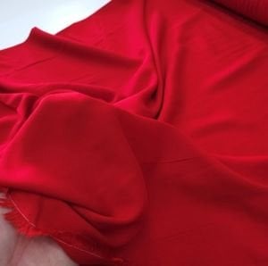 Kırmızı Viskon Kumaş