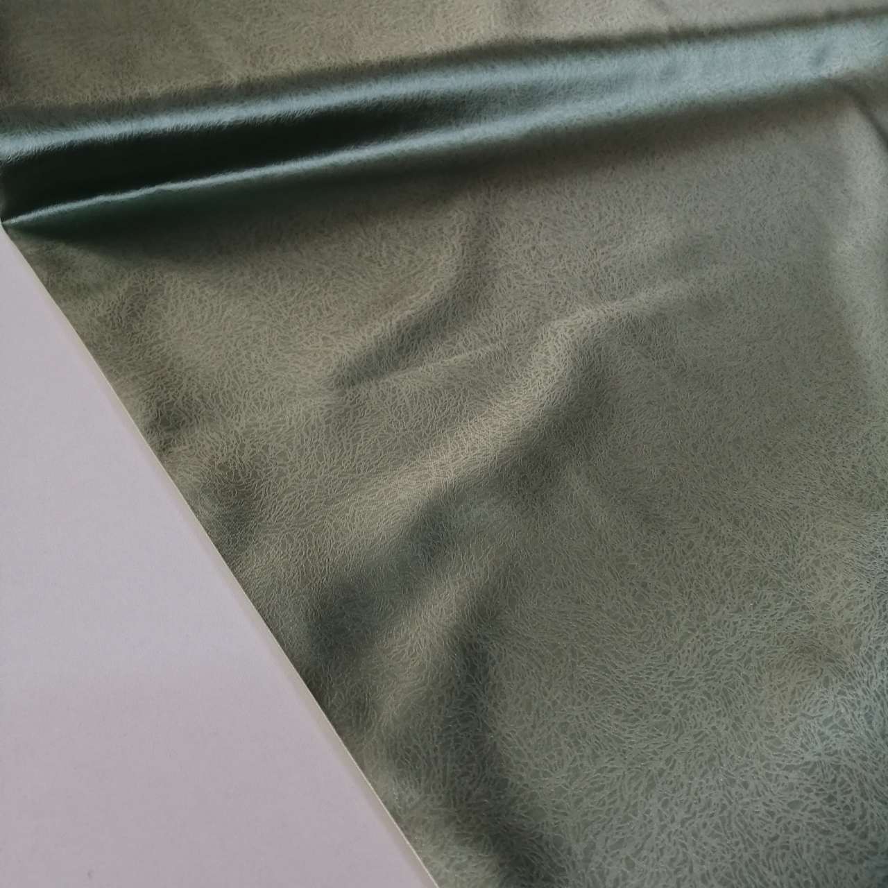 Ceviz Yeşili Deri Saten