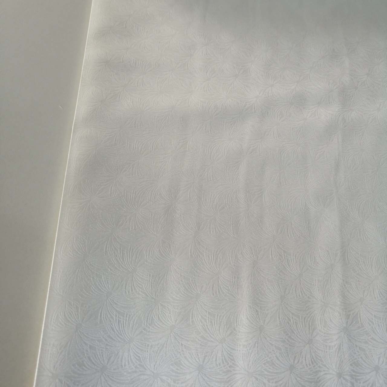 Krem Çiçek Desenli Deri Saten