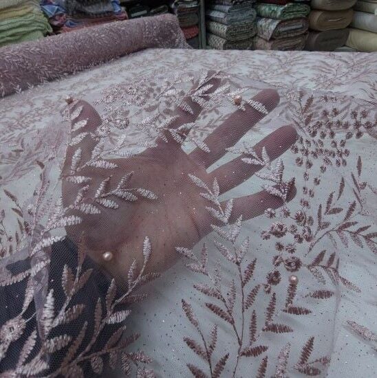 Boncuklu Çiçekler Güpür Kumaş Pudra