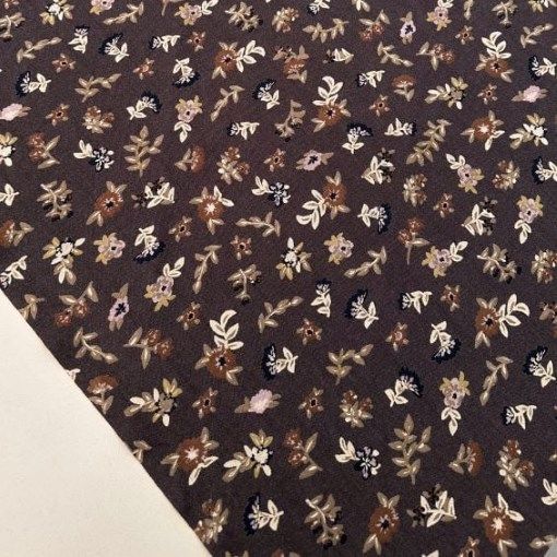 Daldaki Çiçekler Yün Angor Kumaş kahverengi