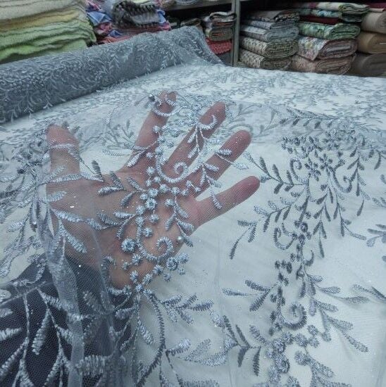 Boncuklu Çiçekler Güpür Kumaş Gri