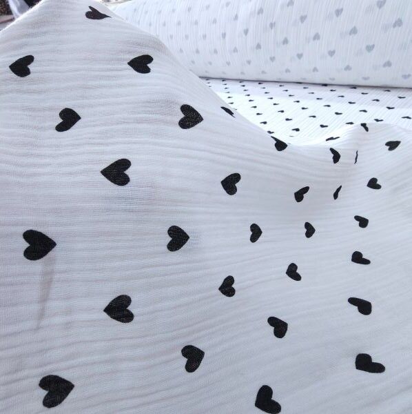 Çift Katlı Müslin Kumaş Siyah Kalpler