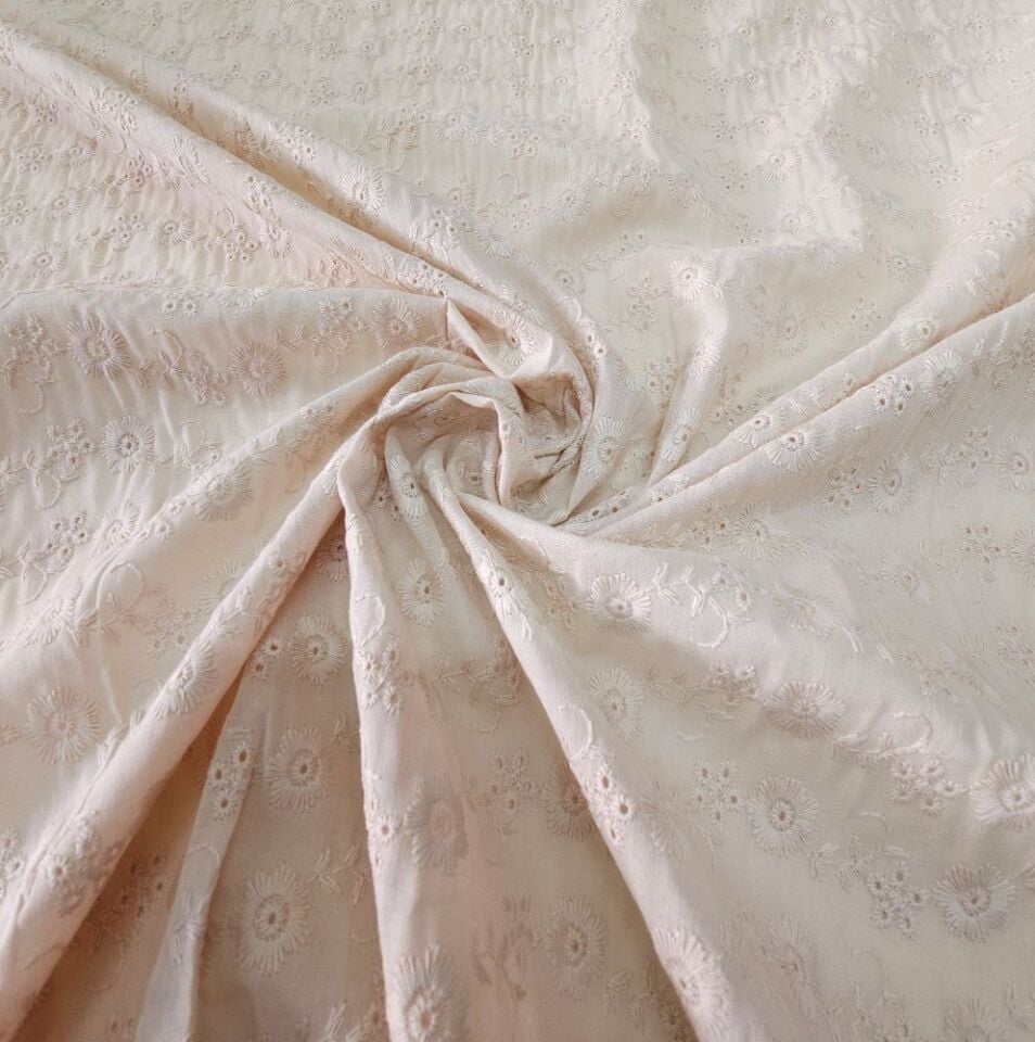 Bahar Esintisi Fisto Kumaş Bej