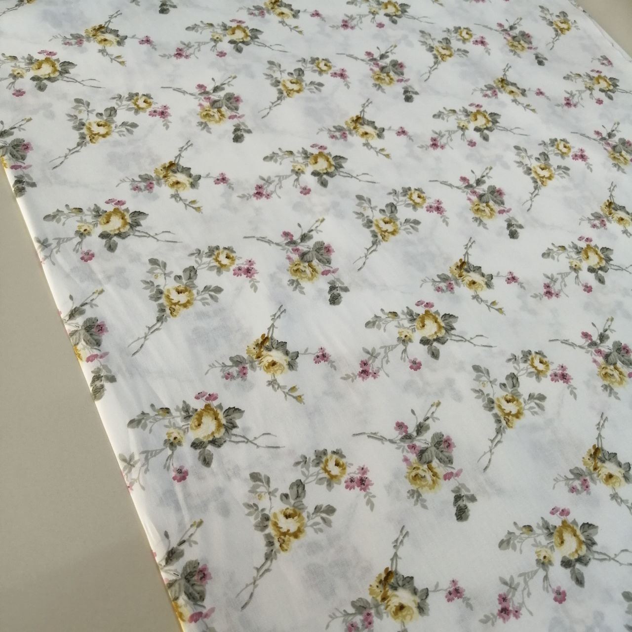 Küçük Çiçekler Poplin sarı