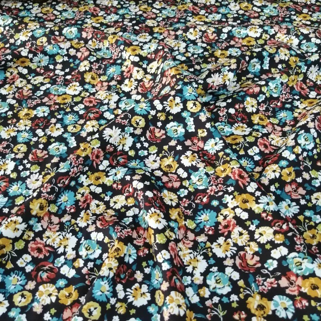 Gelincik Çiçekleri Viskon Kumaş mint