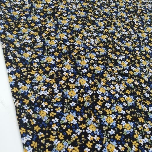 Tatlı Çiçekler Viskon Kumaş