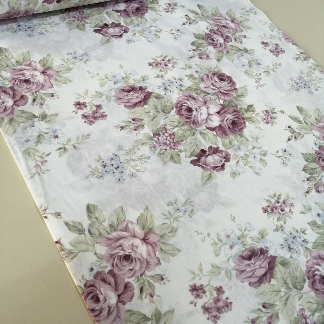 Soft Güller Poplin Kumaş mor