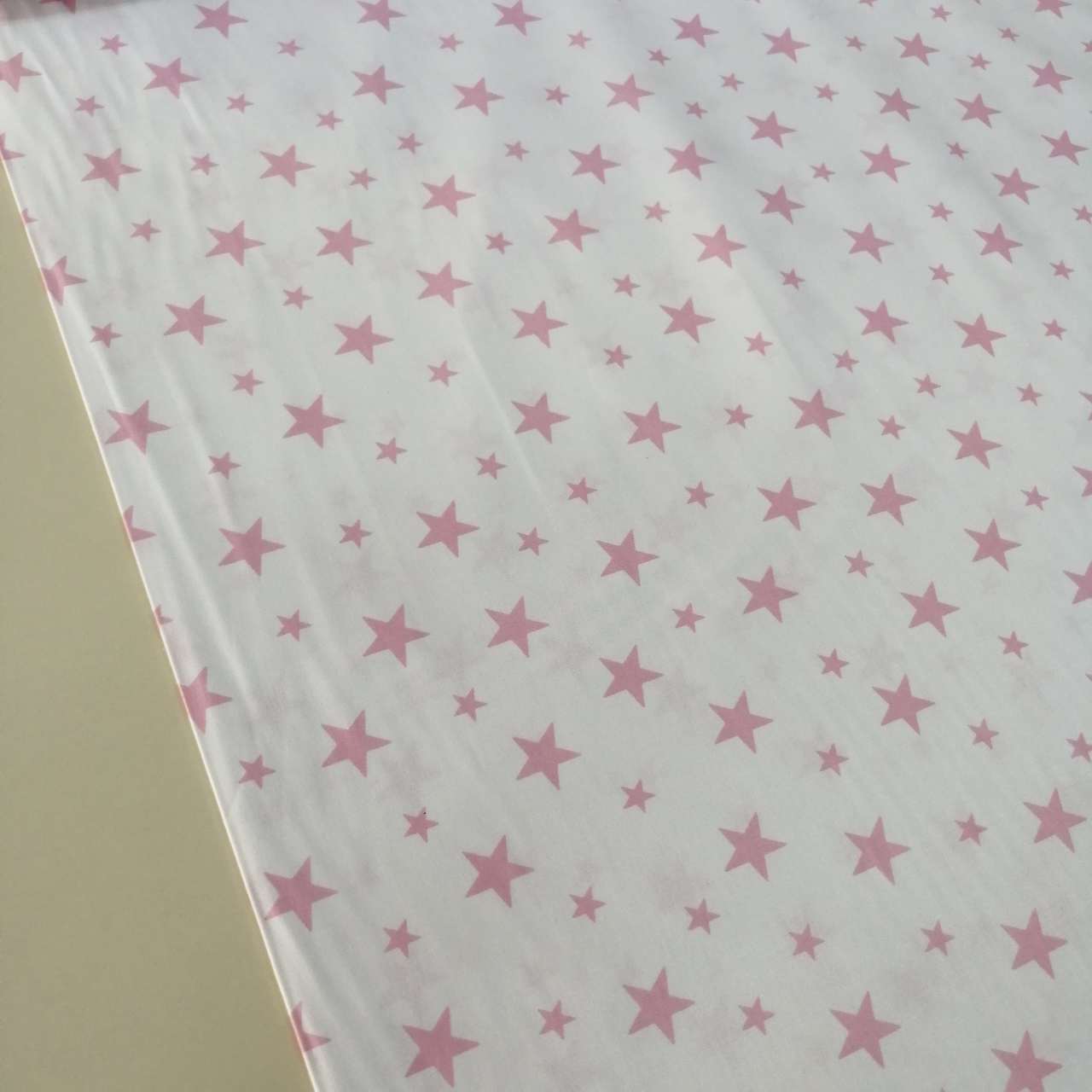 Yıldızlar Açık Zemin pembe