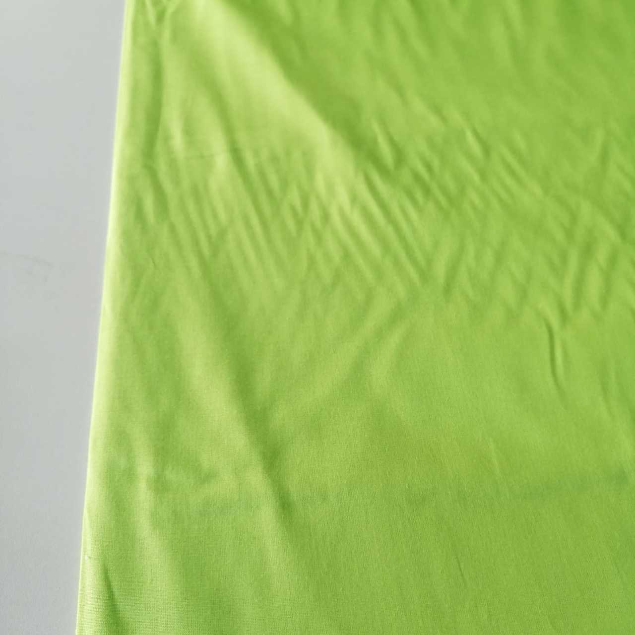 Fıstık Yeşili Poplin Kumaş