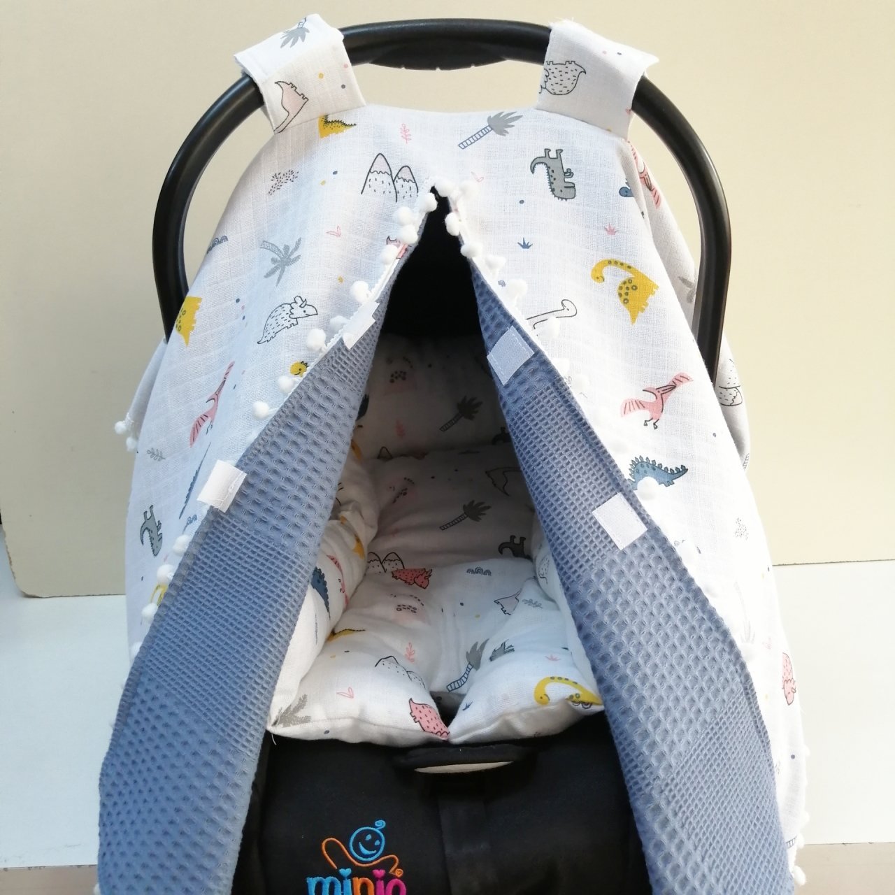 Dinolar Puset Örtüsü ve Minderi