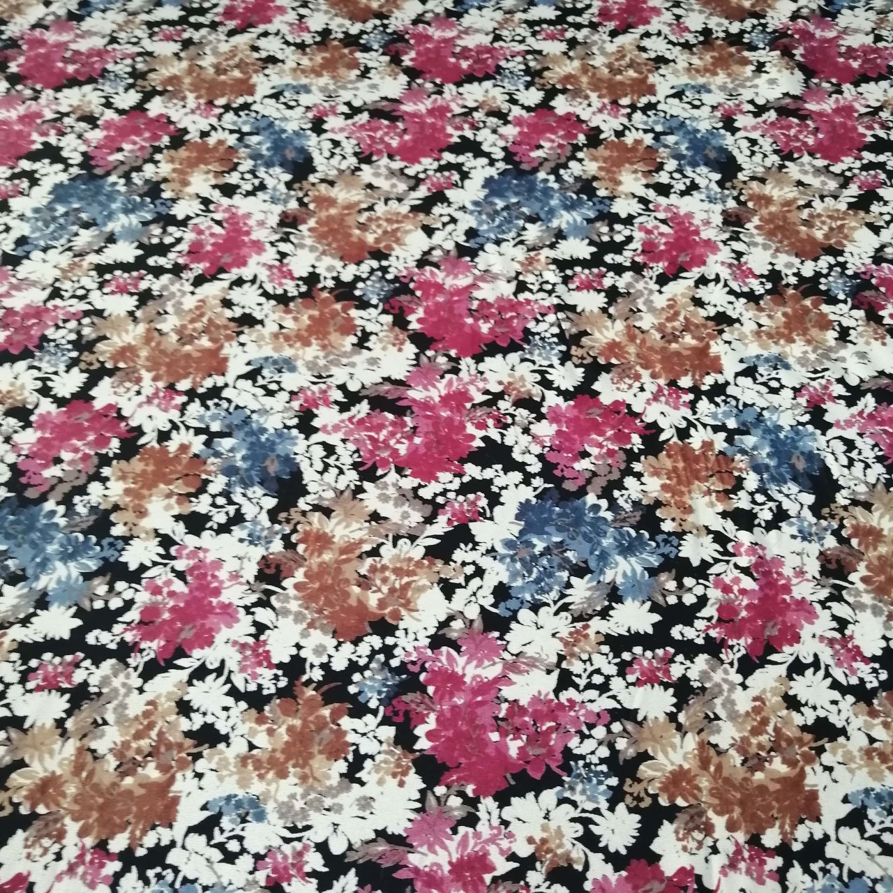 Batik Desen İndigo Viskon Kumaş