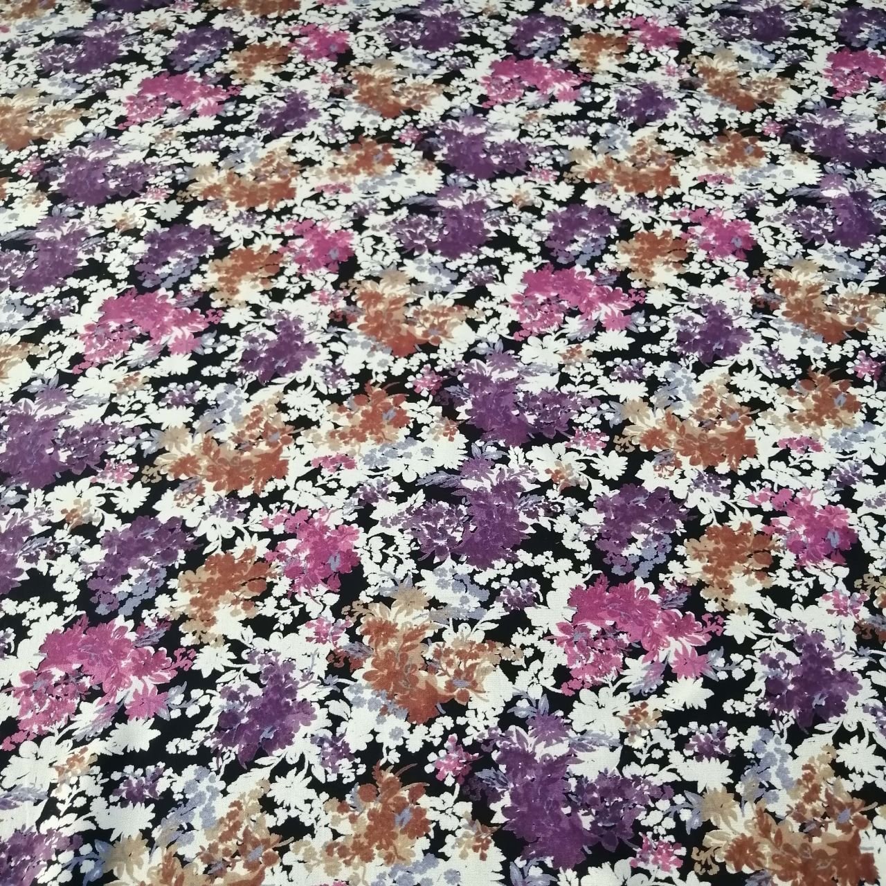 Batik Desen Mor Viskon Kumaş