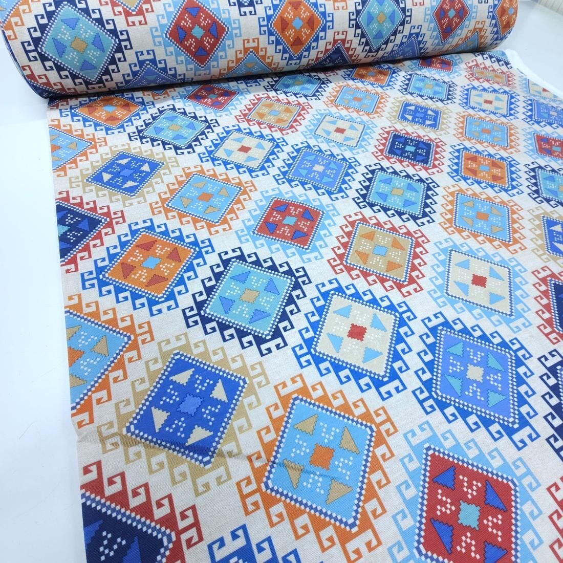 Kilim Desen Duck Keten Kumaş
