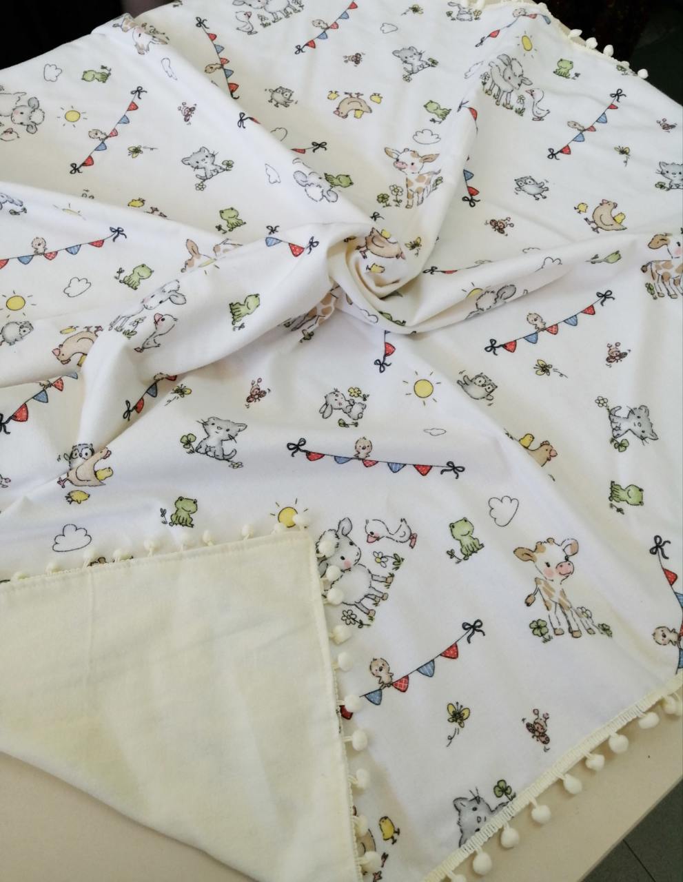 Pazen Battaniye 110x110 Xl Ölçülerinde 100% Pamuk