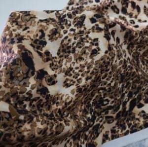 Leopar İpek Saten Kumaş