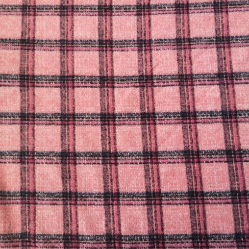 Winter Yard Pembe Kumaş
