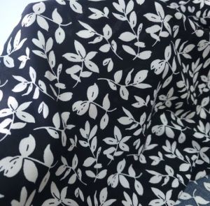 Moda Yapraklar Viskon Kumaş siyah
