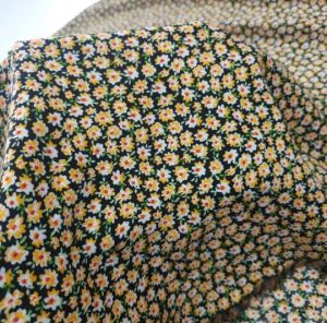 Yenilenmiş Çıtır Çiçekler Viskon Kumaş sarı