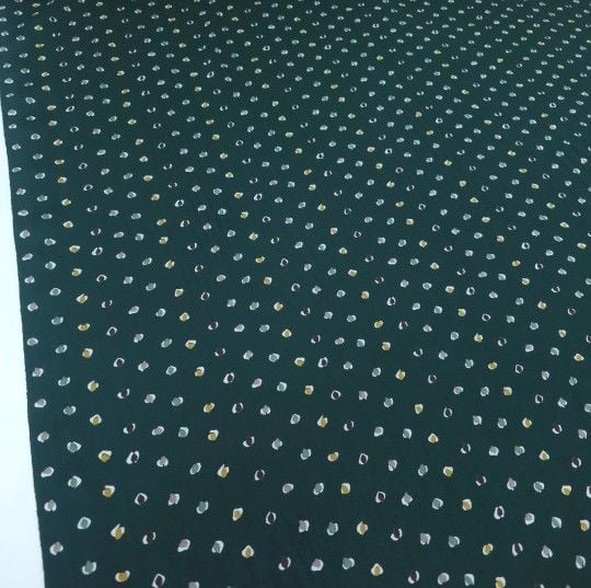 Renkli Puantiye Viskon Kumaş yeşil