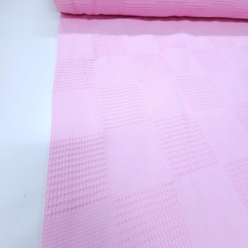 Pembe Waffle Pike