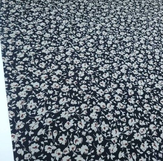 Sonbahar Çiçekleri Viskon Kumaş siyah
