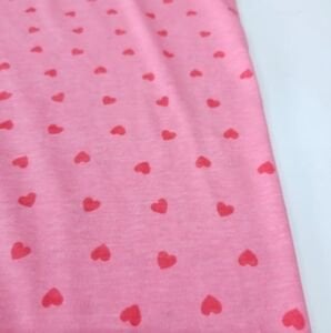 Pembe Zemin Kırmızı kalpli Süprem Penye