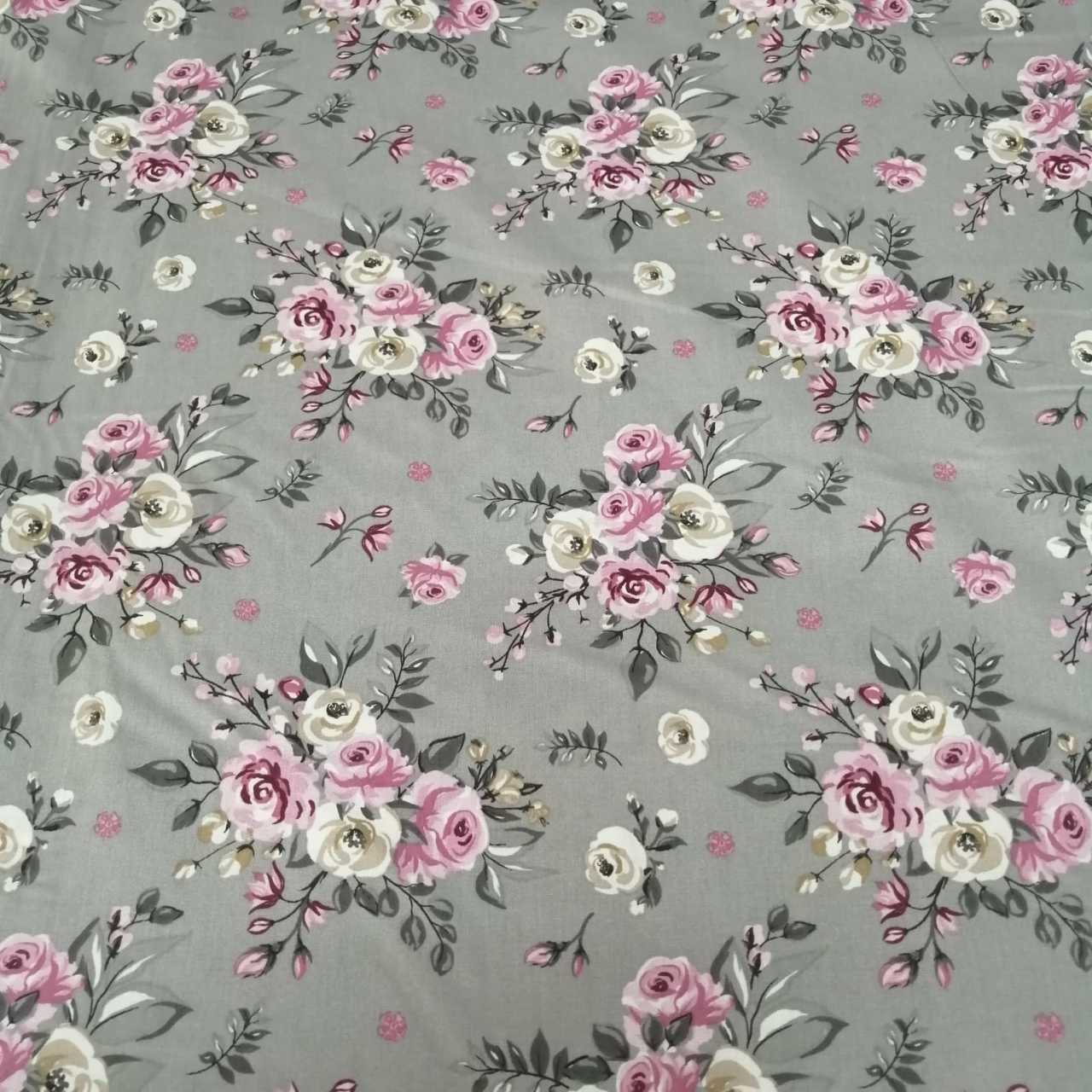 Gri Zemin Üstüne Çiçekler pembe