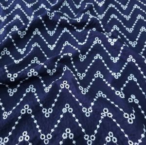 Zigzag Nakışlı Kumaş