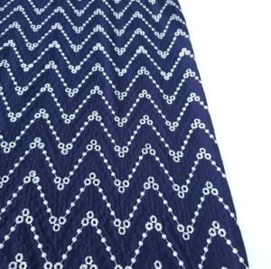 Zigzag Nakışlı Kumaş