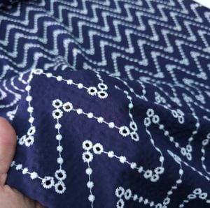 Zigzag Nakışlı Kumaş