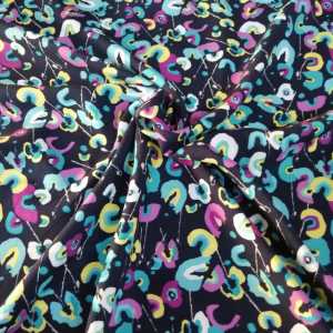 Silik Çiçekler Mint Viskon Kumaş