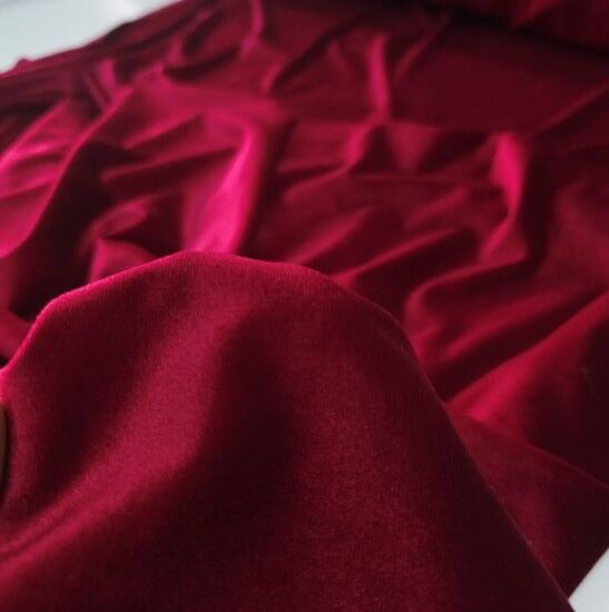 Kırmızı Kadife Kumaş
