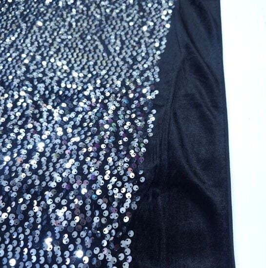 Pullu Kadife Kumaş Gümüş